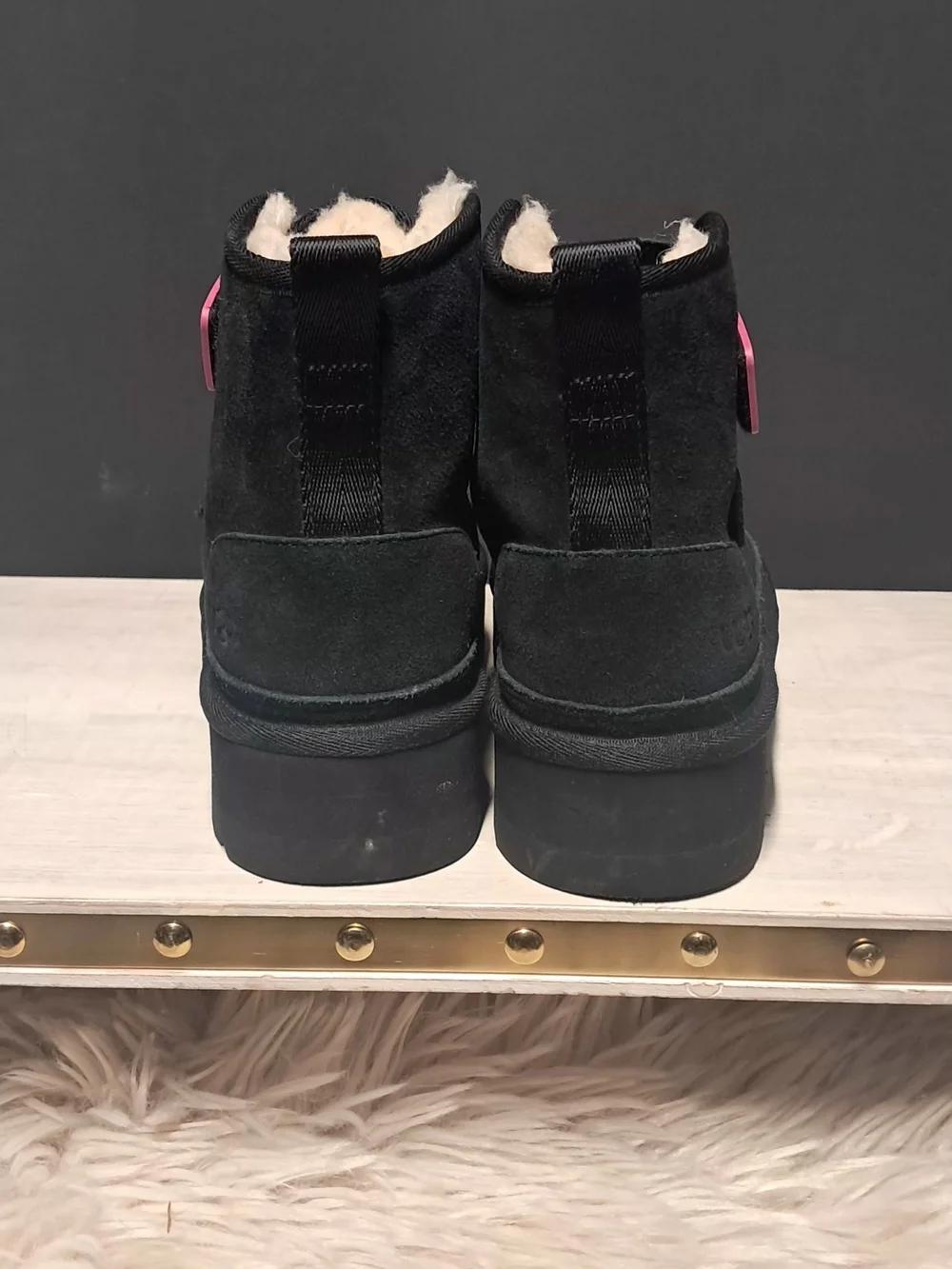 Kids UGG Neumel Platform Boots Size 4